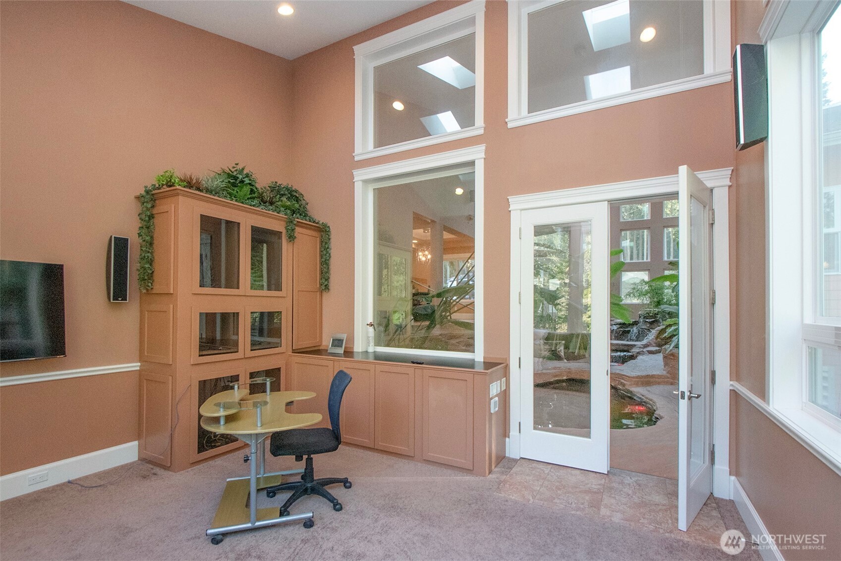 233 Raintree Lane Property Photo 17