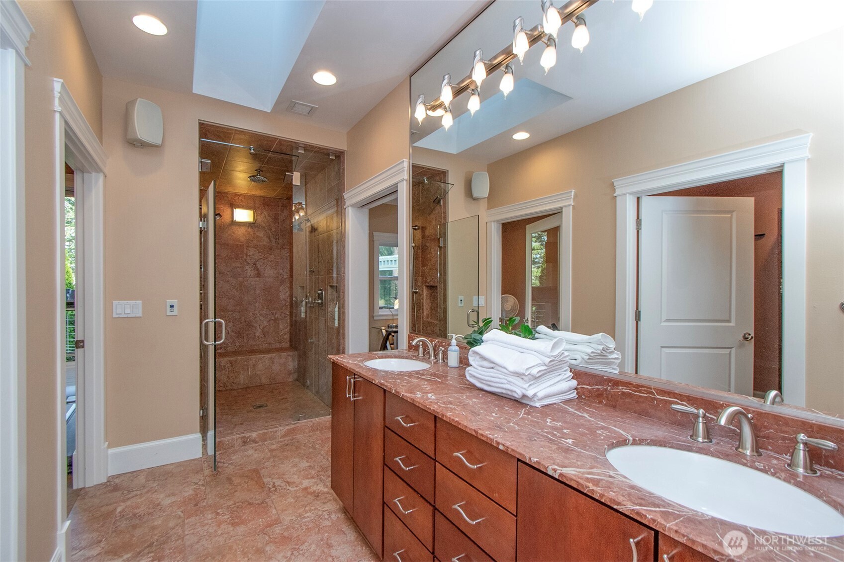 233 Raintree Lane Property Photo 19