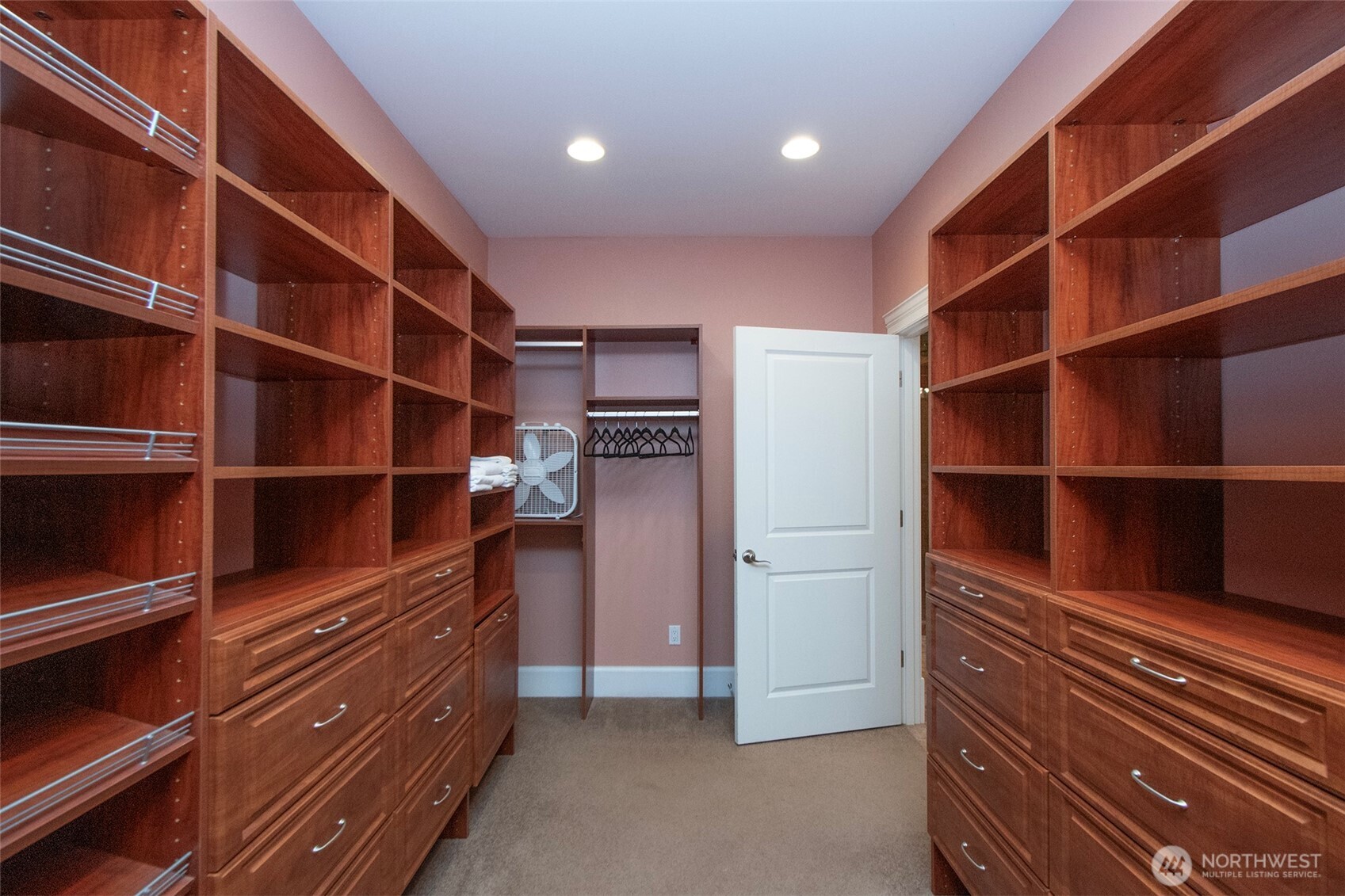 233 Raintree Lane Property Photo 21