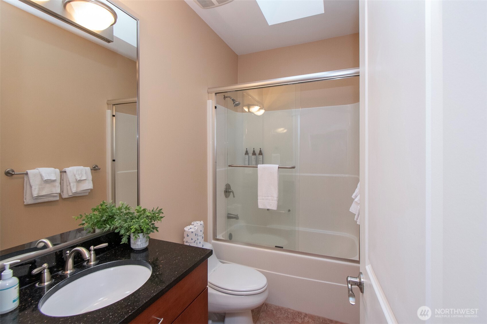 233 Raintree Lane Property Photo 23