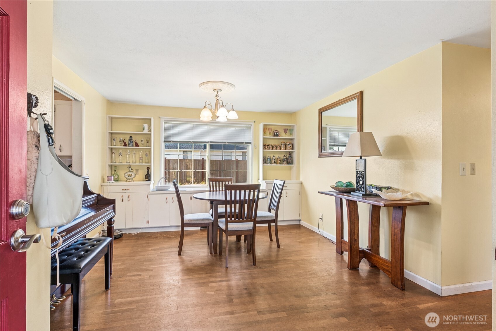 406 Dupont Avenue Property Photo 5