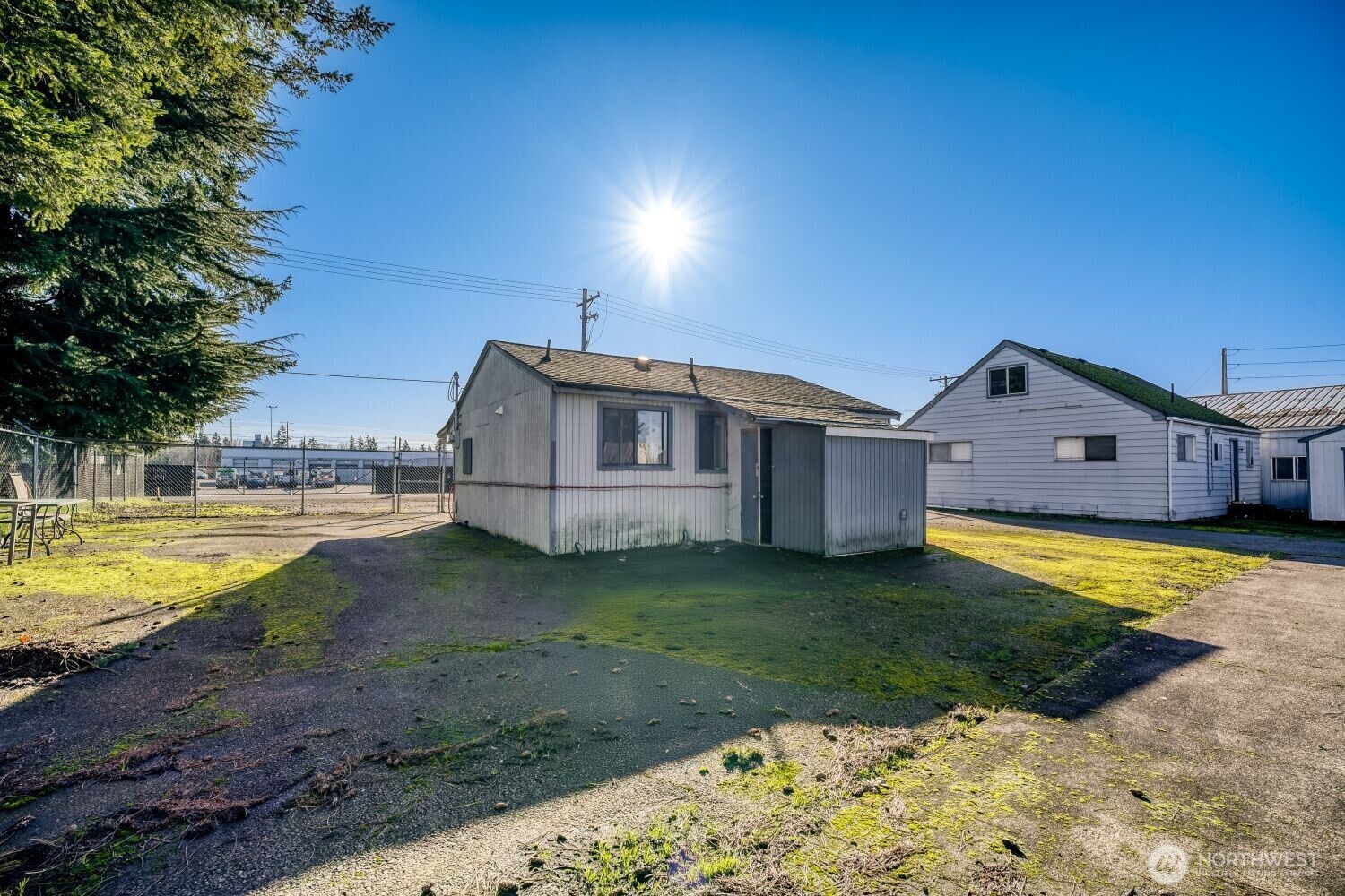 3817 94th Street Property Photo 11