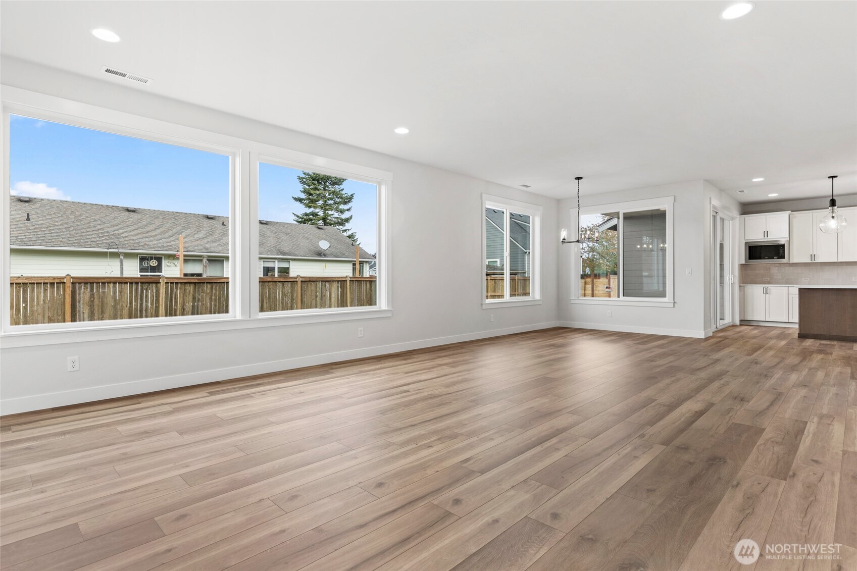 1573 Lockridge Loop Property Photo 13