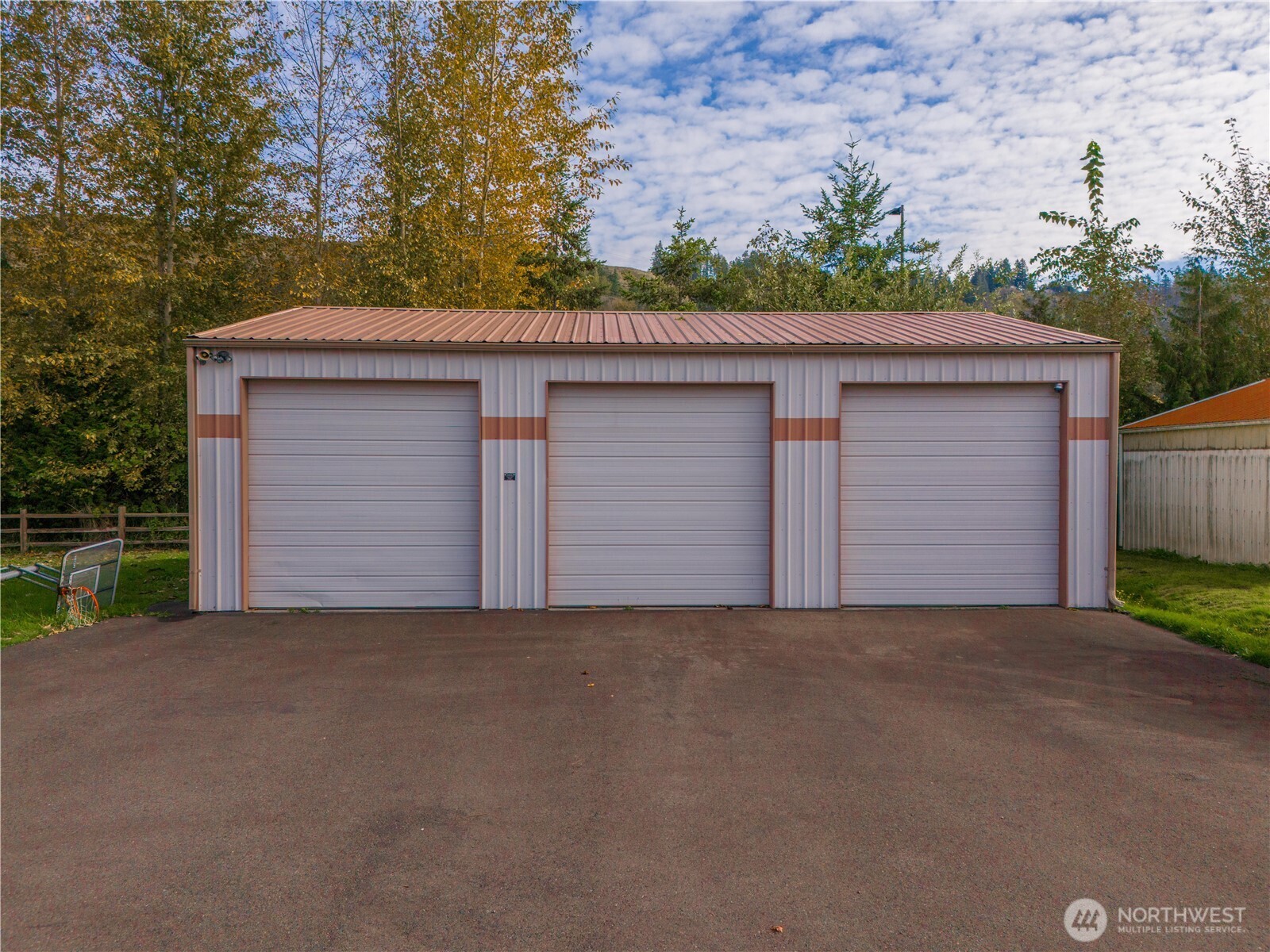 6709 166th Avenue Property Photo 8