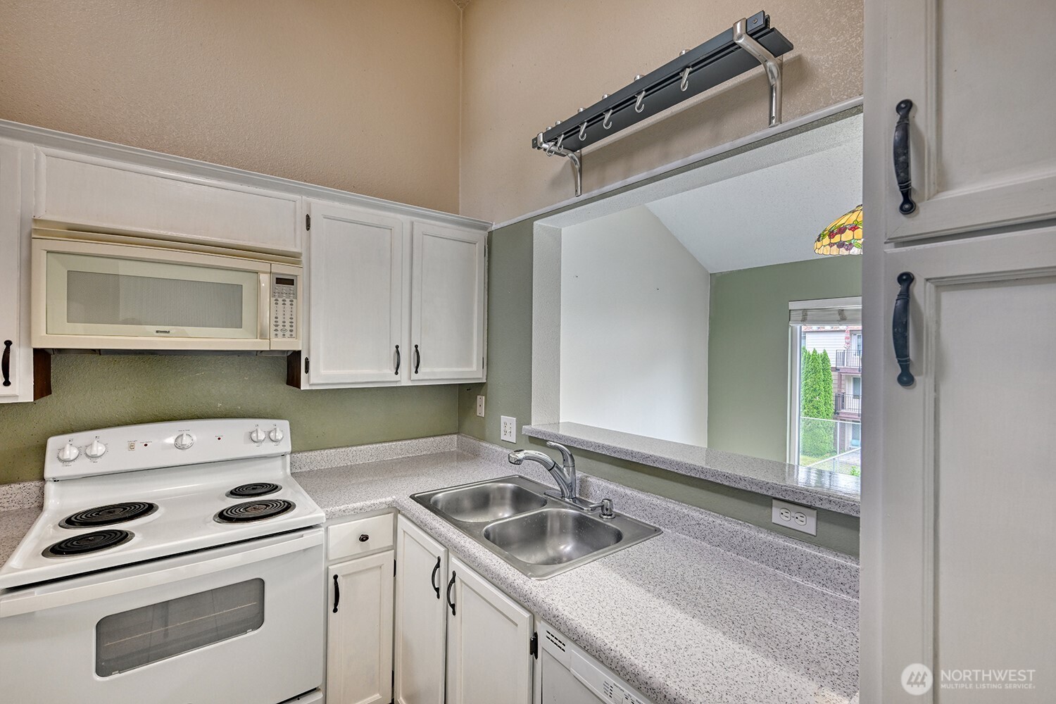 12904 126th Court J302 Property Photo 6