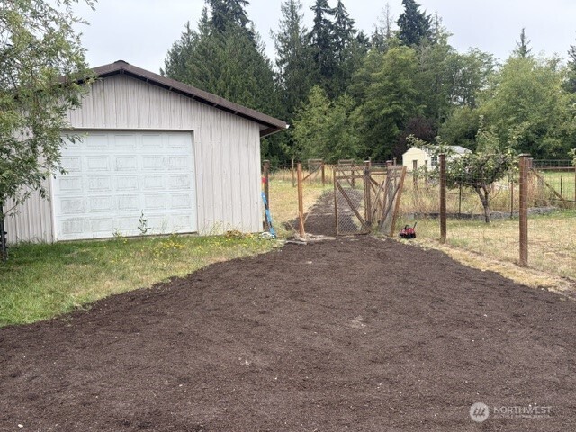 402 Parrish Road Property Photo 2