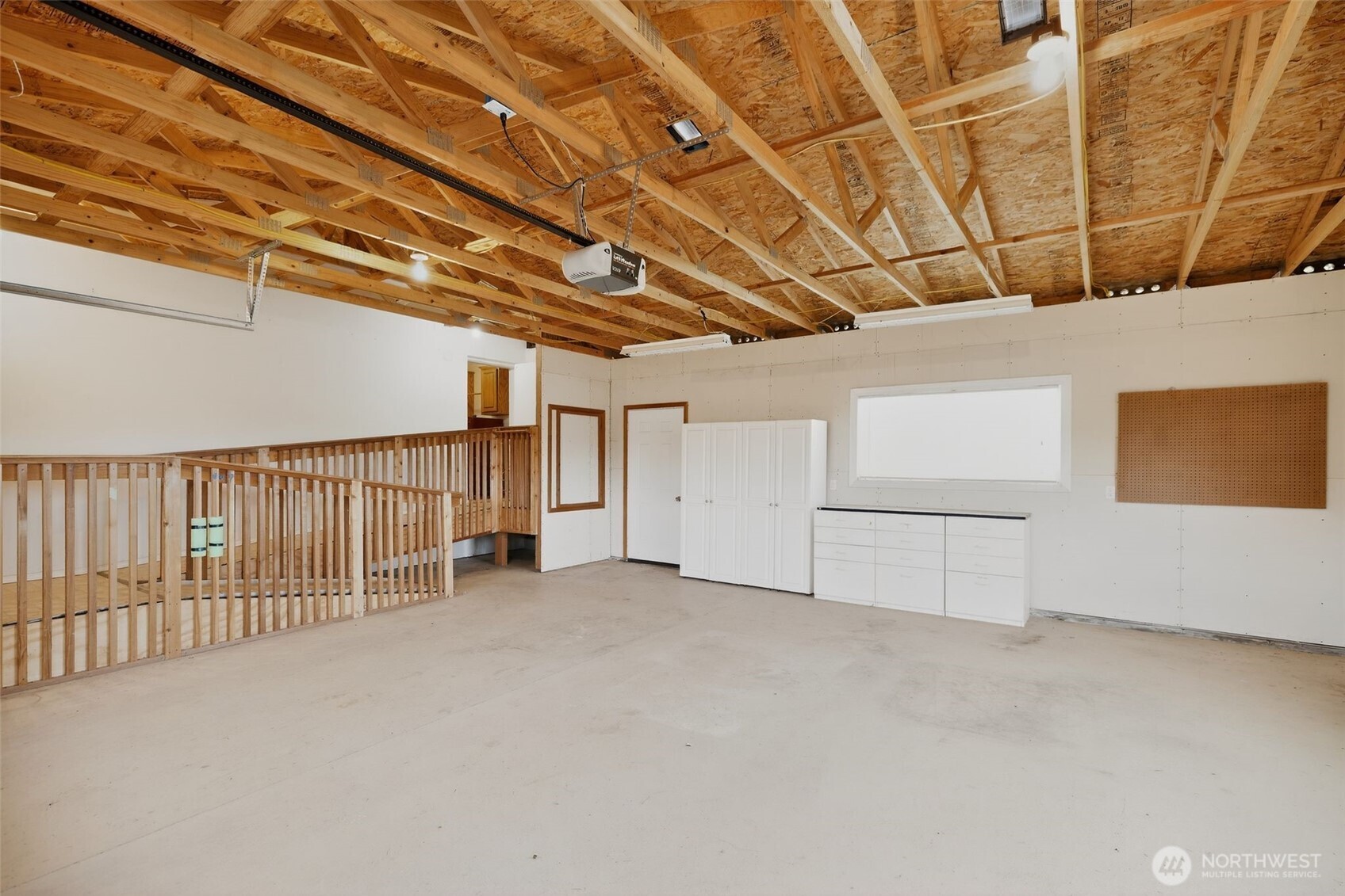 402 Parrish Road Property Photo 24