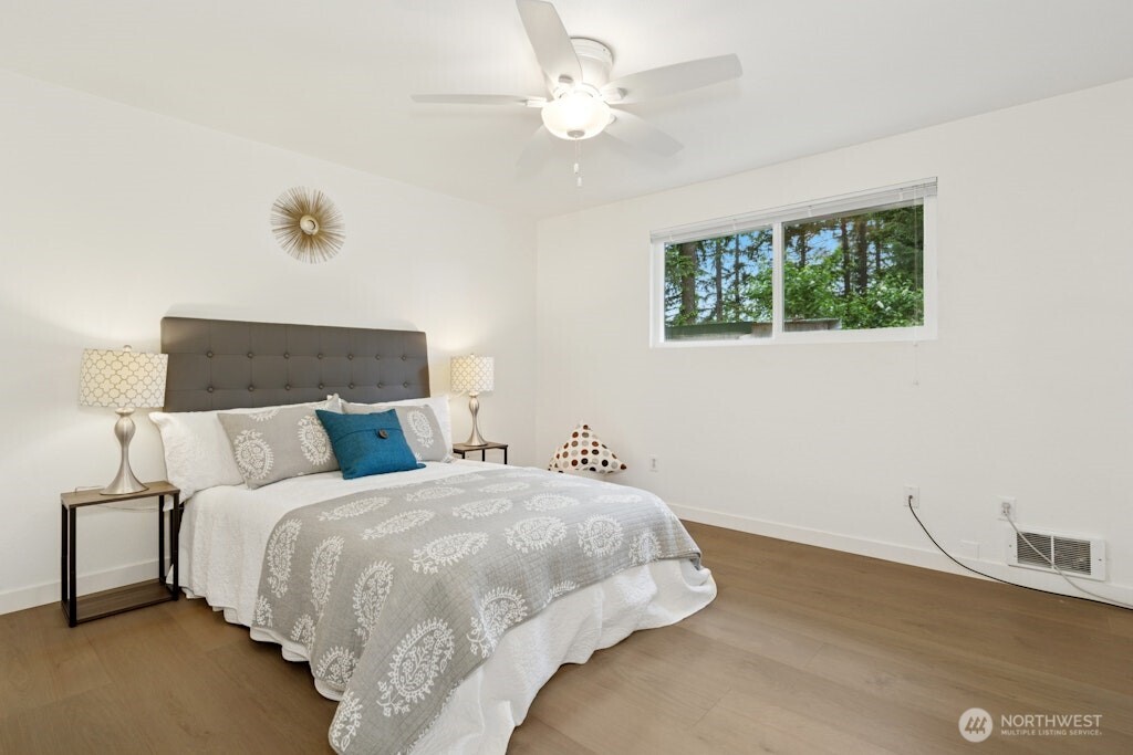 1115 207th Place Property Photo 17