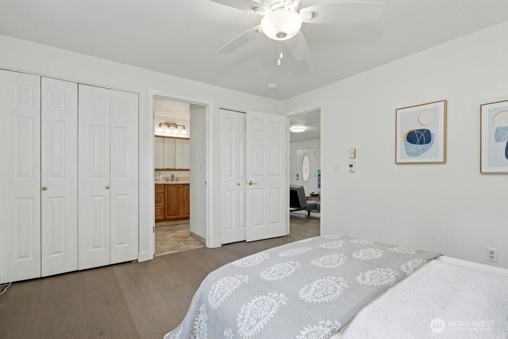 1115 207th Place Property Photo 18