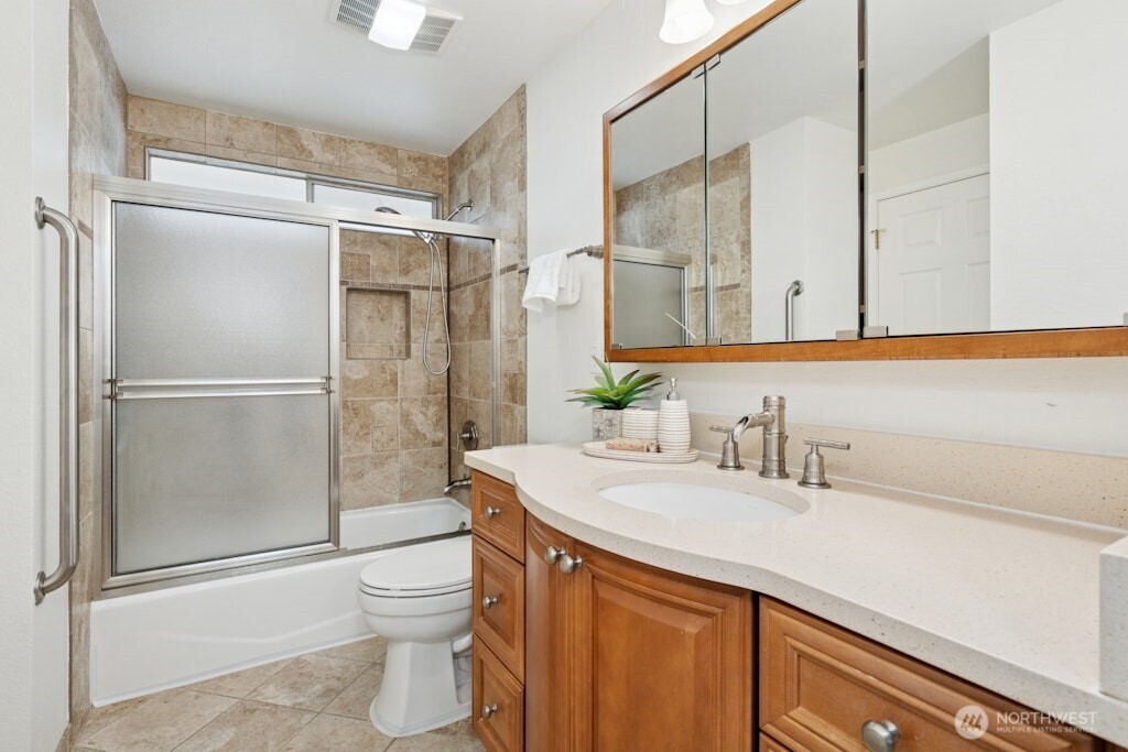 1115 207th Place Property Photo 19