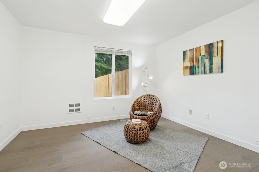1115 207th Place Property Photo 23