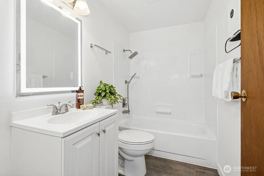 1115 207th Place Property Photo 30