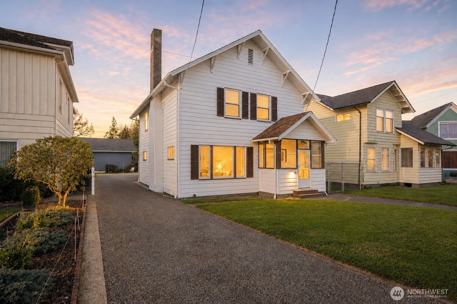 620 6th Street Property Photo 1