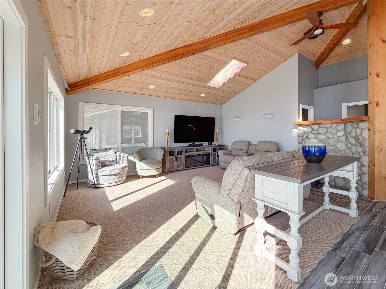26 H South Beach Drive Property Photo 17