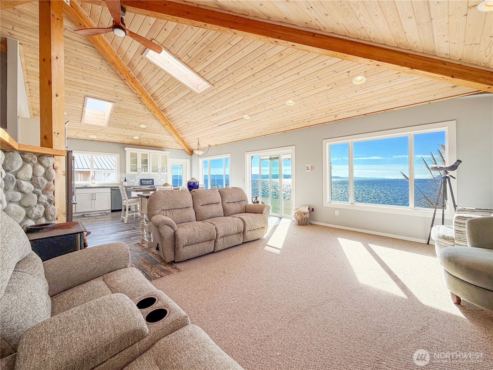 26 H South Beach Drive Property Photo 18