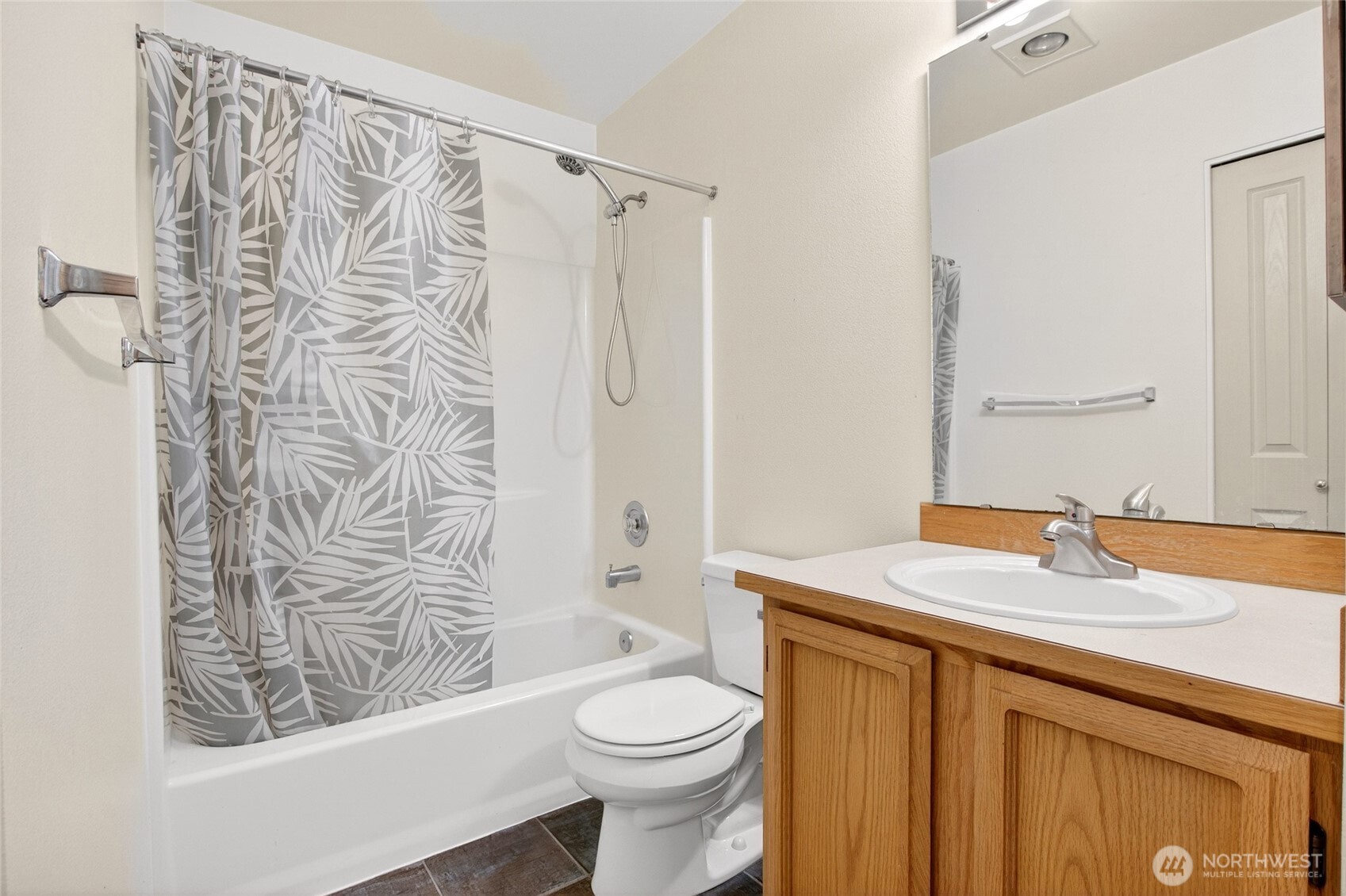 6615 S 239th Place R109 Property Photo 29