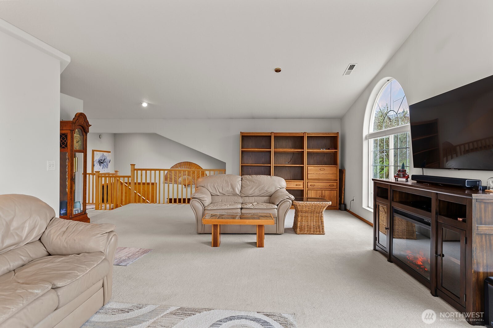3103 Ne 143rd Street Property Photo 10