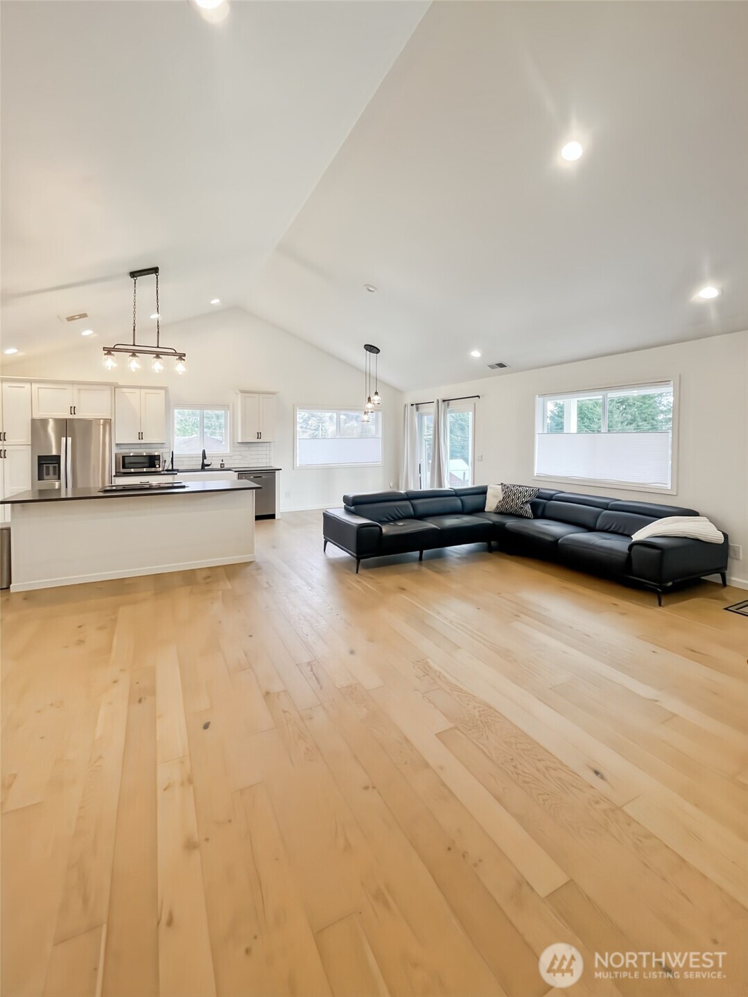 600 Harrison Street Property Photo 11