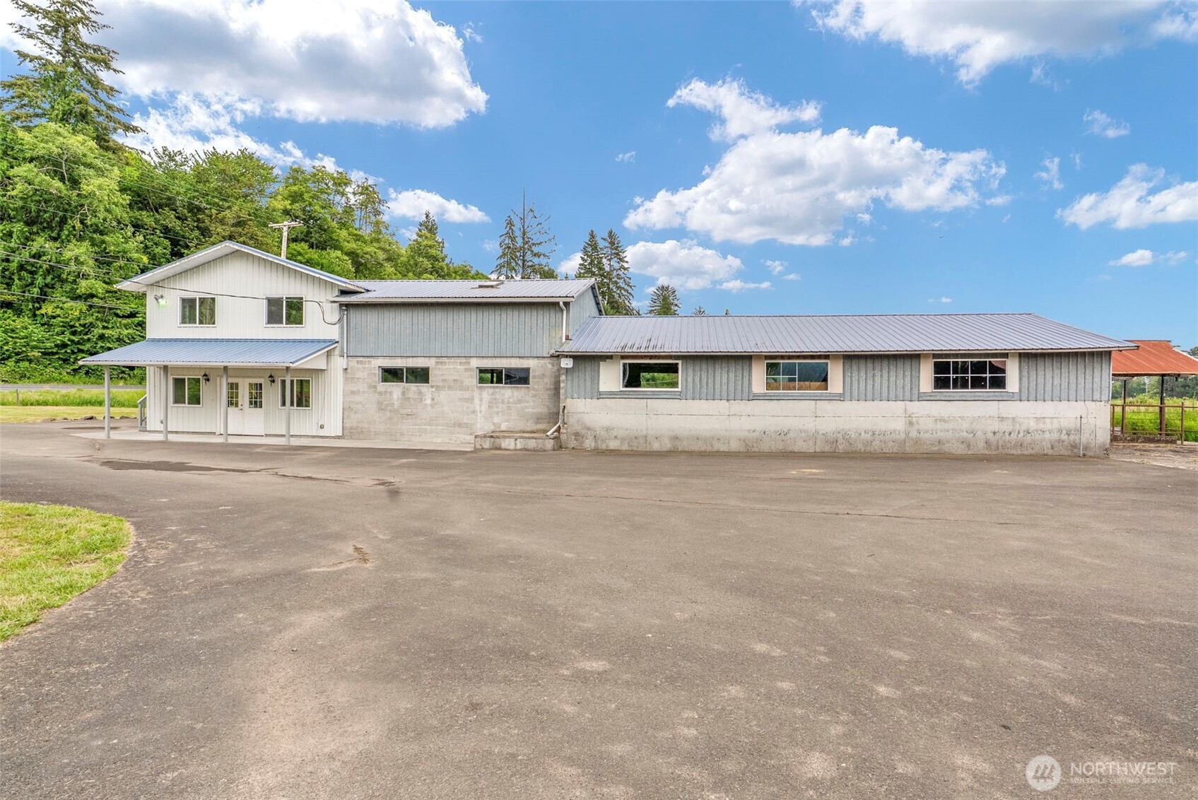 957 W State Route 4 Property Photo 1