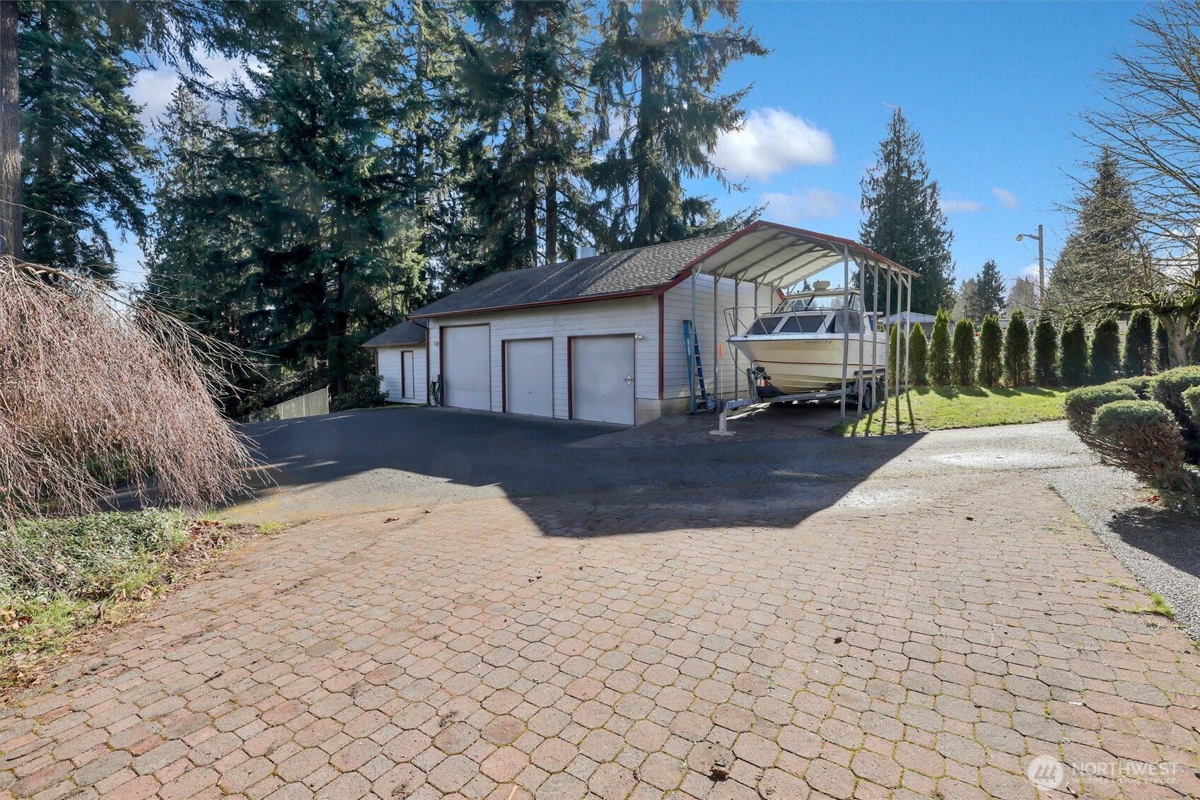 16714 Broadway Avenue Property Photo 33