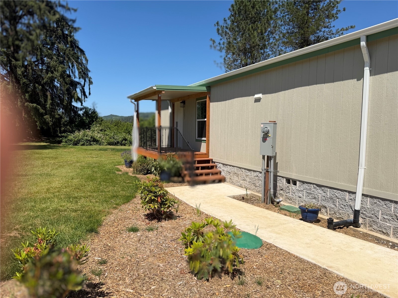 1331 Dolan St. Street Property Photo 8