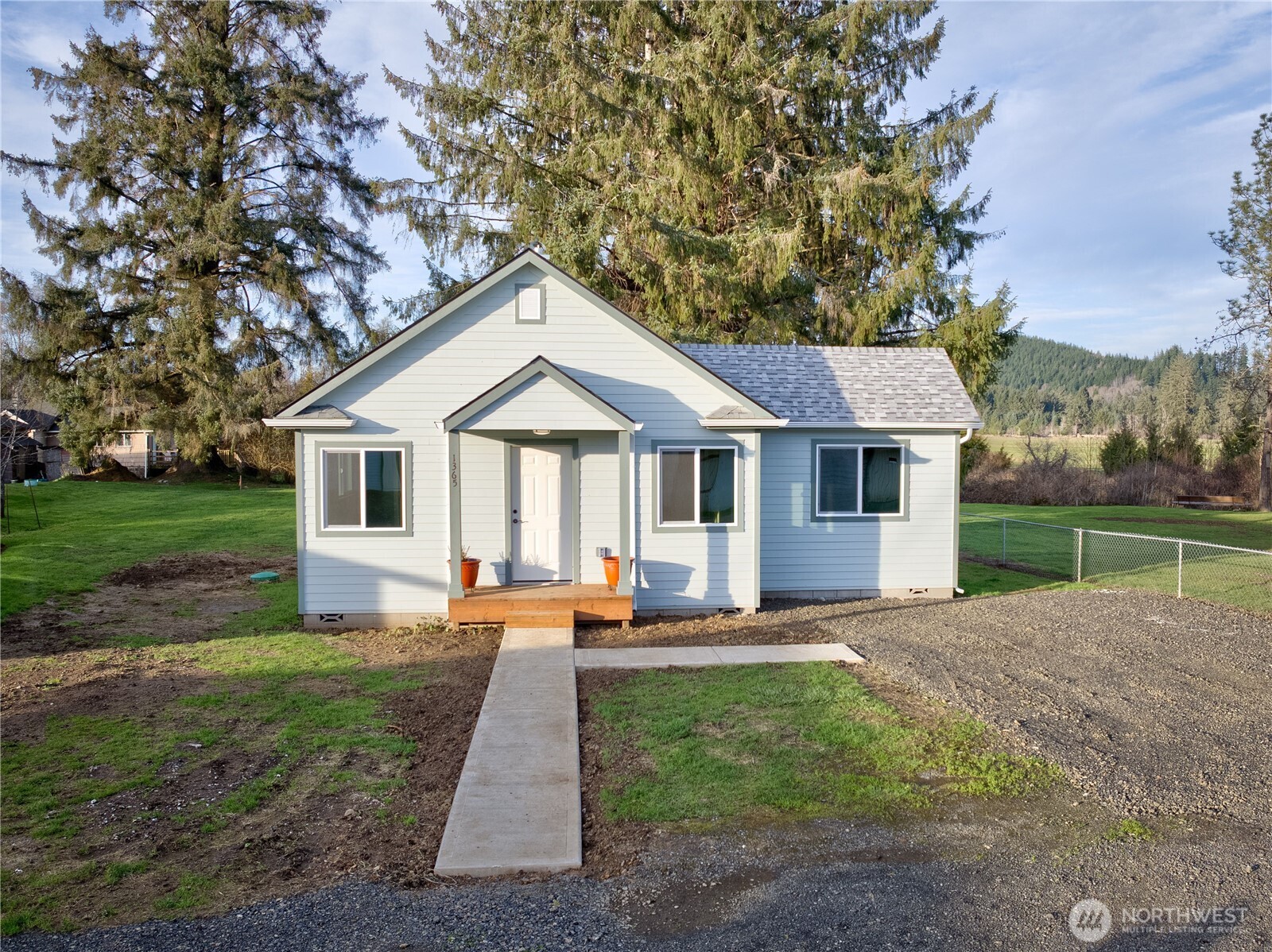 1365 Dolan Street Property Photo 1