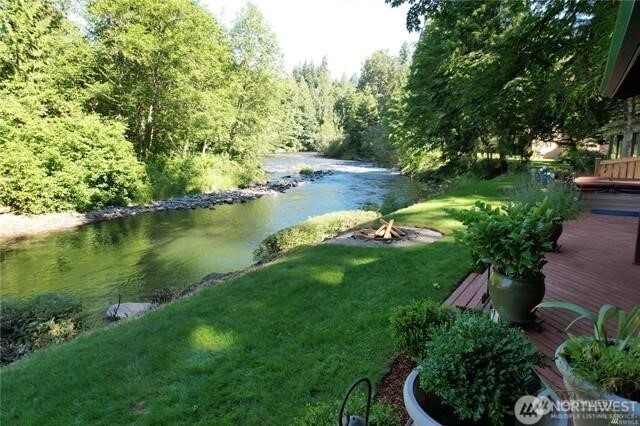 24527 250th Avenue Property Photo 2