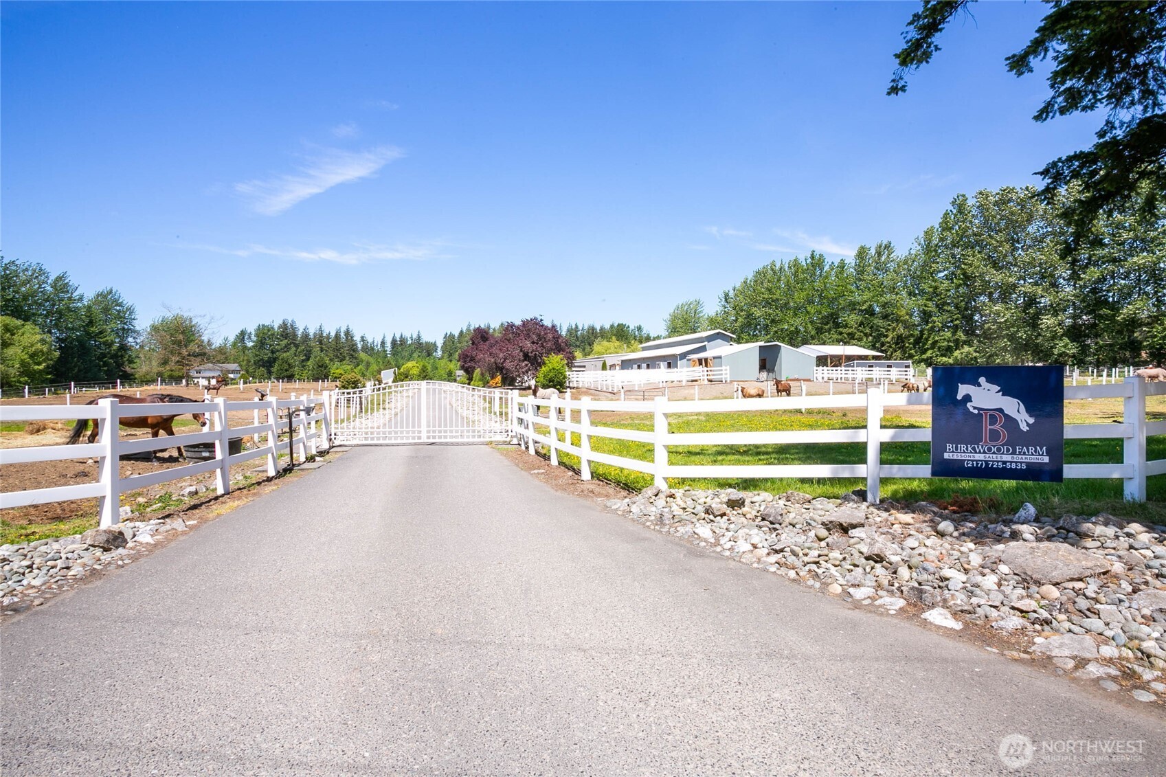 2176 Burk Road Property Photo 4