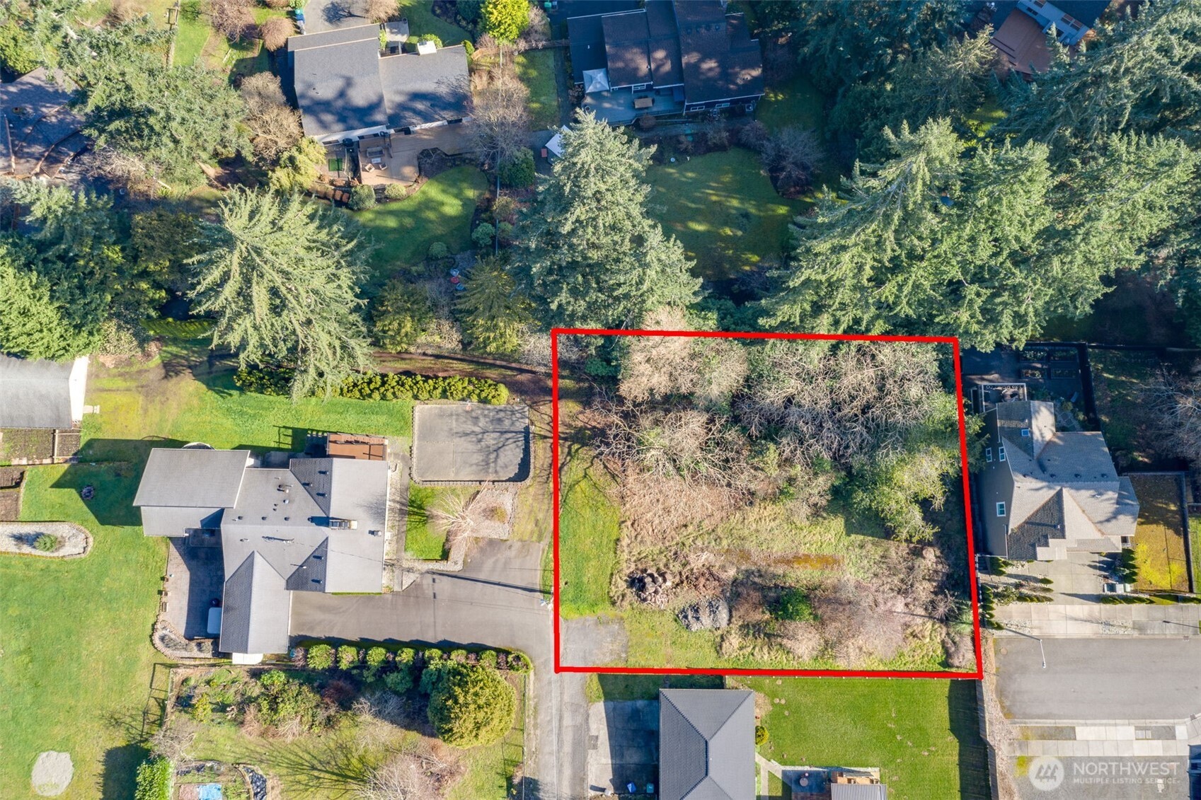 808 178th Place Property Photo 2
