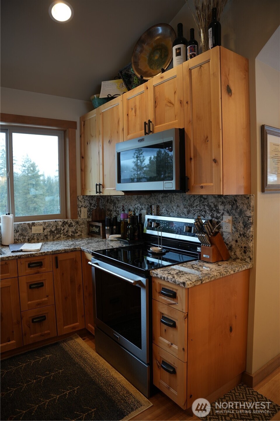 340 Mossback Lane Property Photo 6