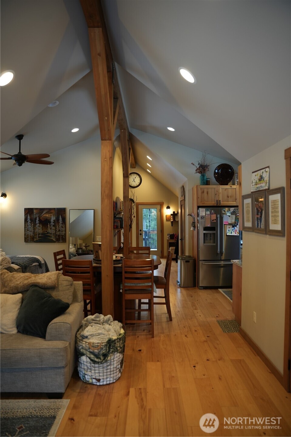 340 Mossback Lane Property Photo 12