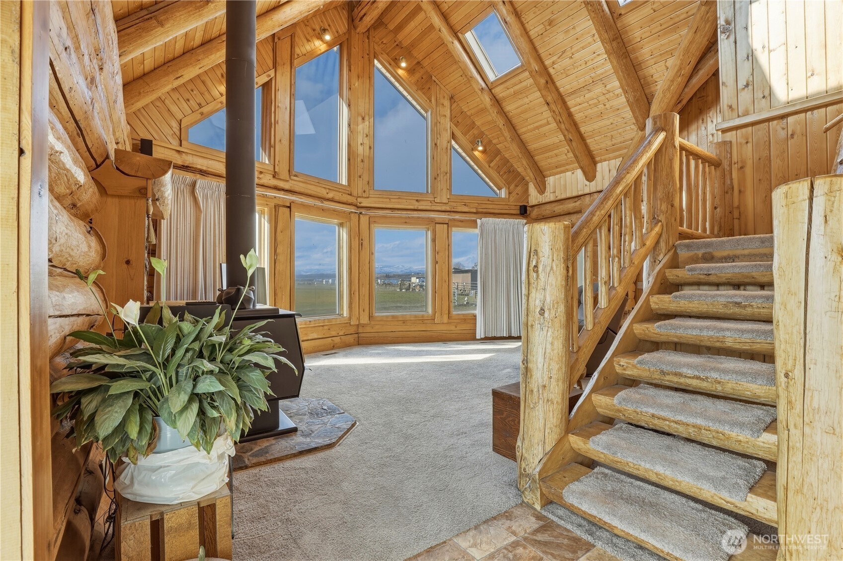 14254 Rutherford Road Property Photo 3