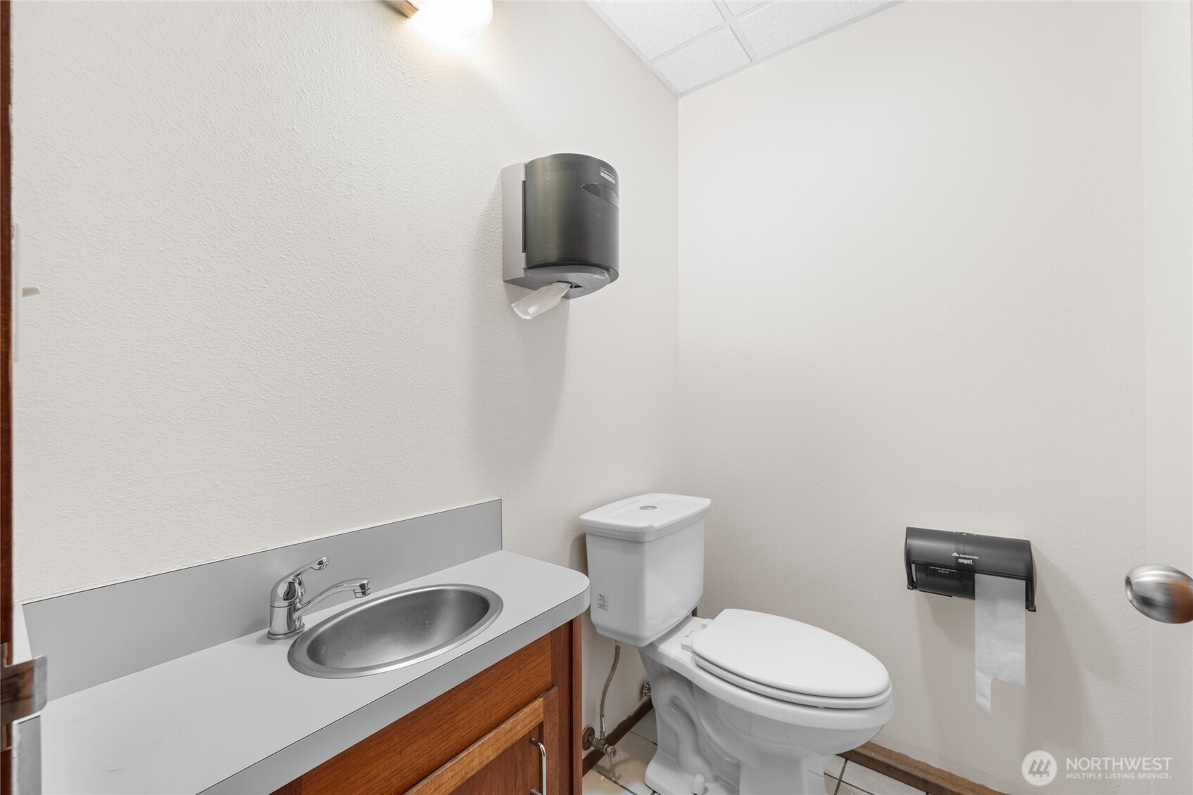 5500 Nordic Way Property Photo 36