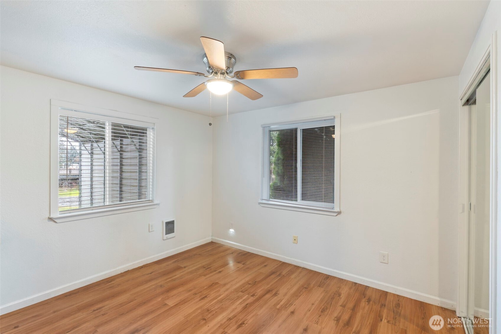 1025 E St Property Photo 15