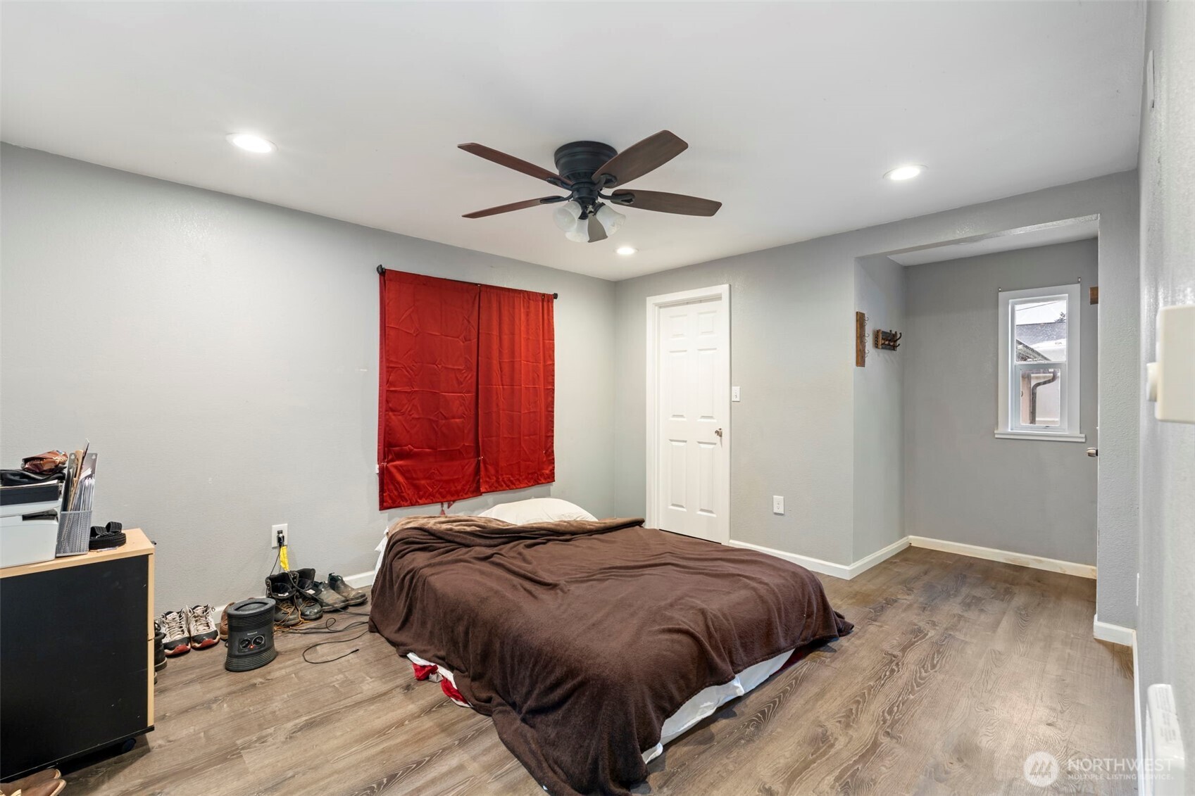 1025 E St Property Photo 18