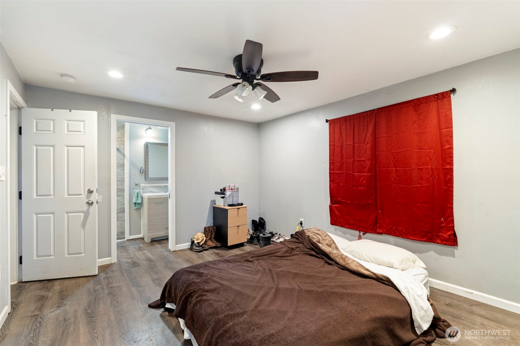 1025 E St Property Photo 19