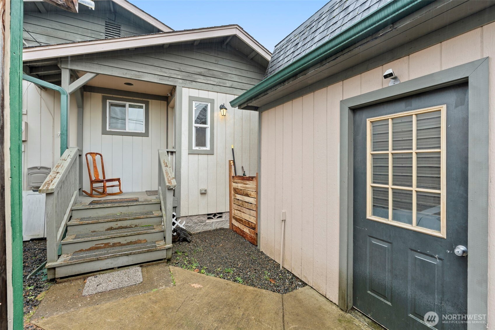 1025 E St Property Photo 22