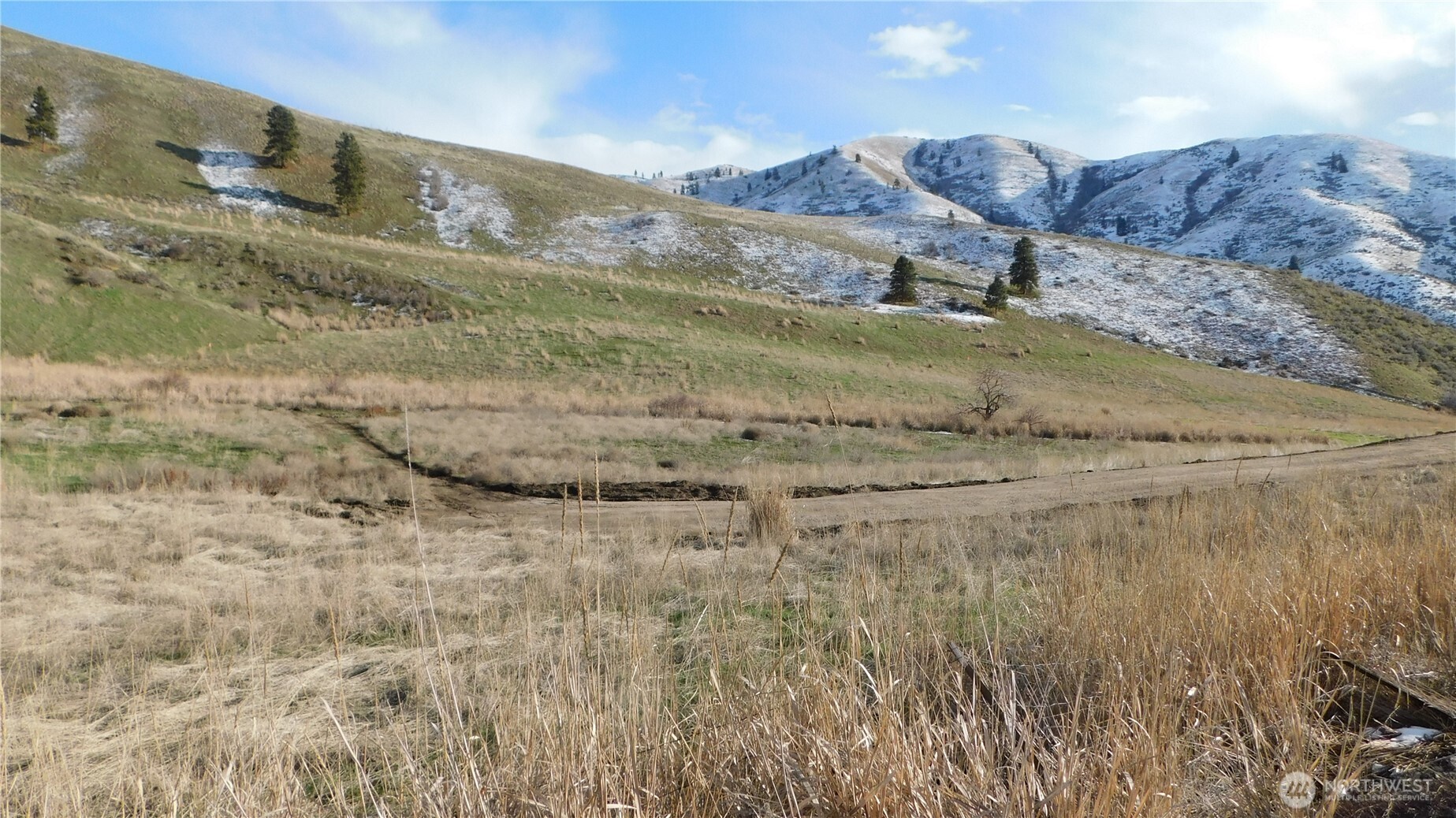 8013 Nahahum Canyon Road Property Photo 1