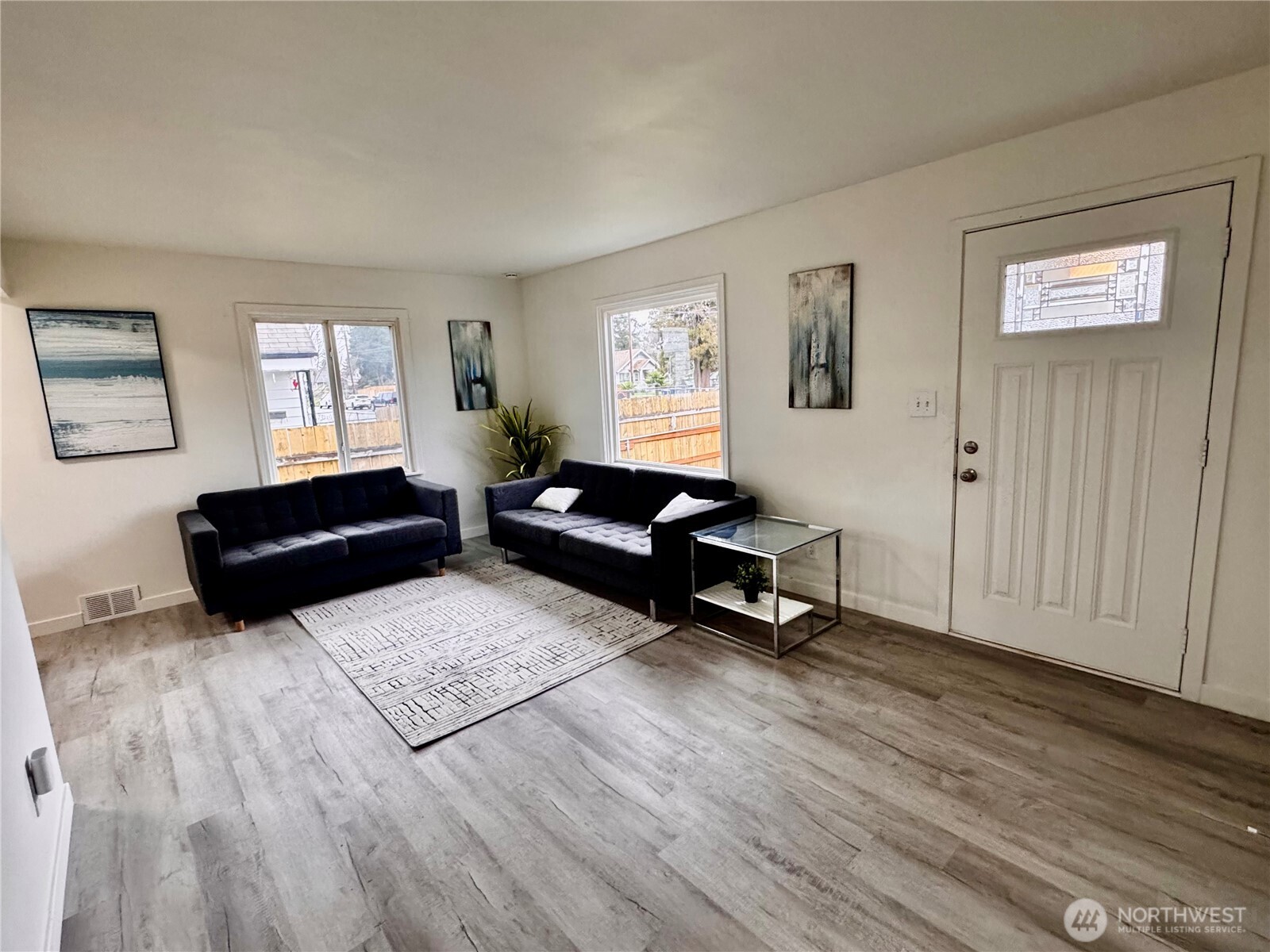5410 S Cushman Avenue Property Photo 13