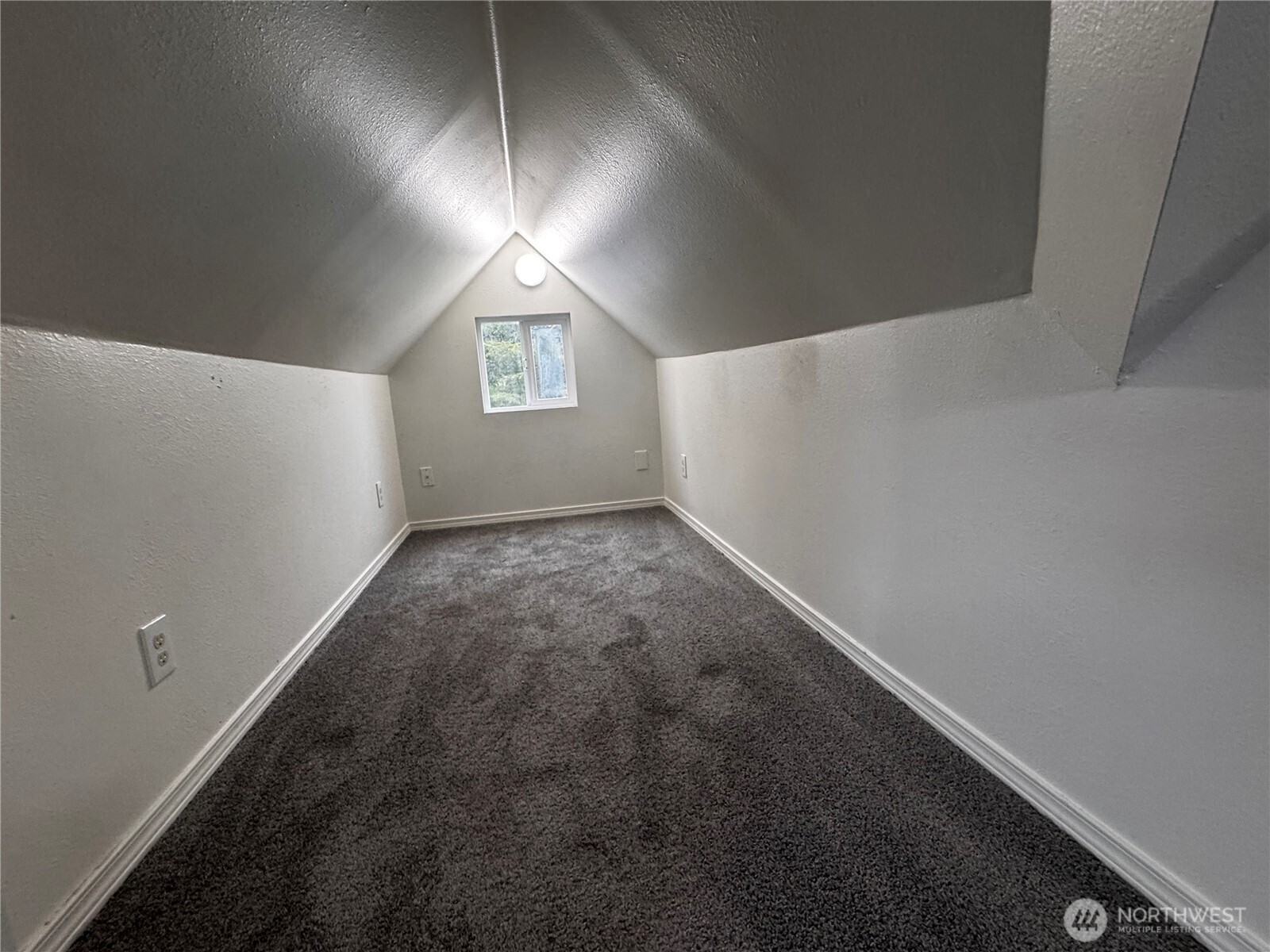 5410 S Cushman Avenue Property Photo 22