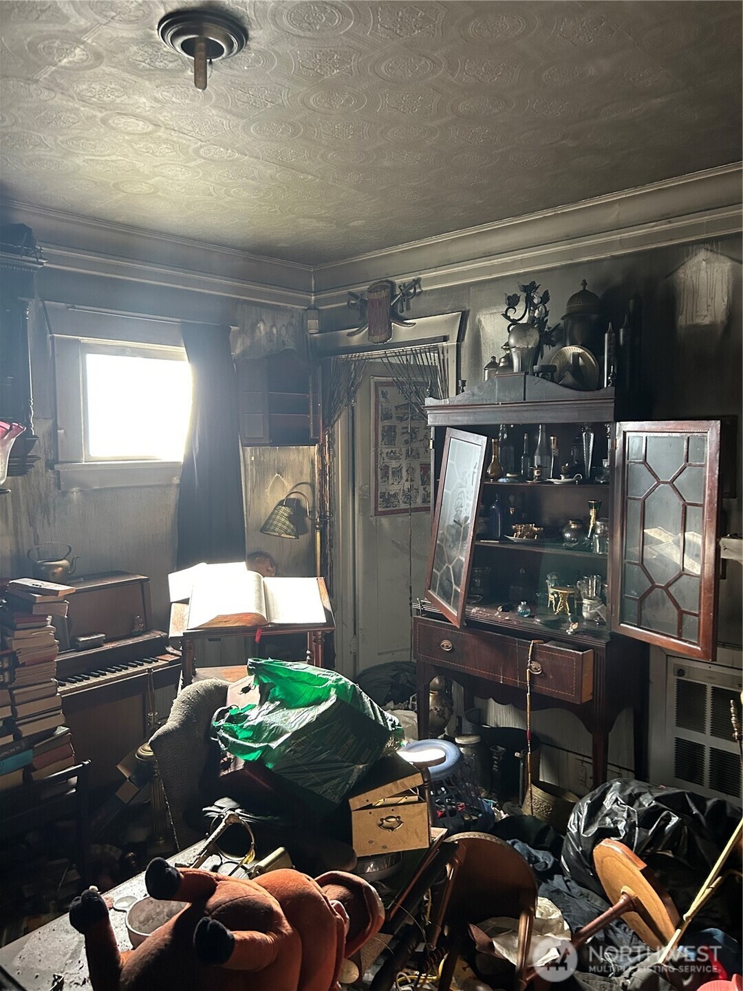 4013 High Street Property Photo 10