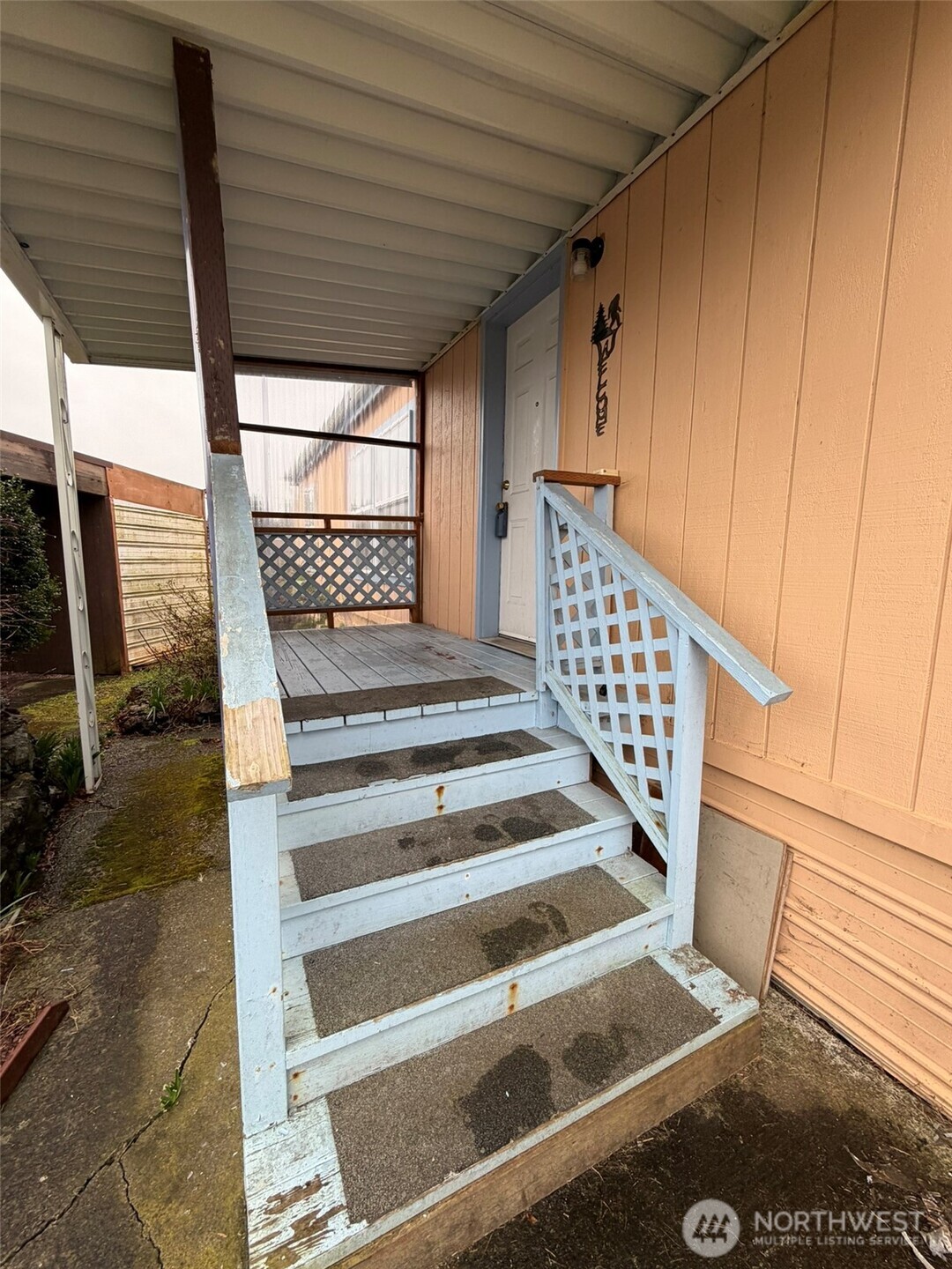100 Leisure Drive Property Photo 3