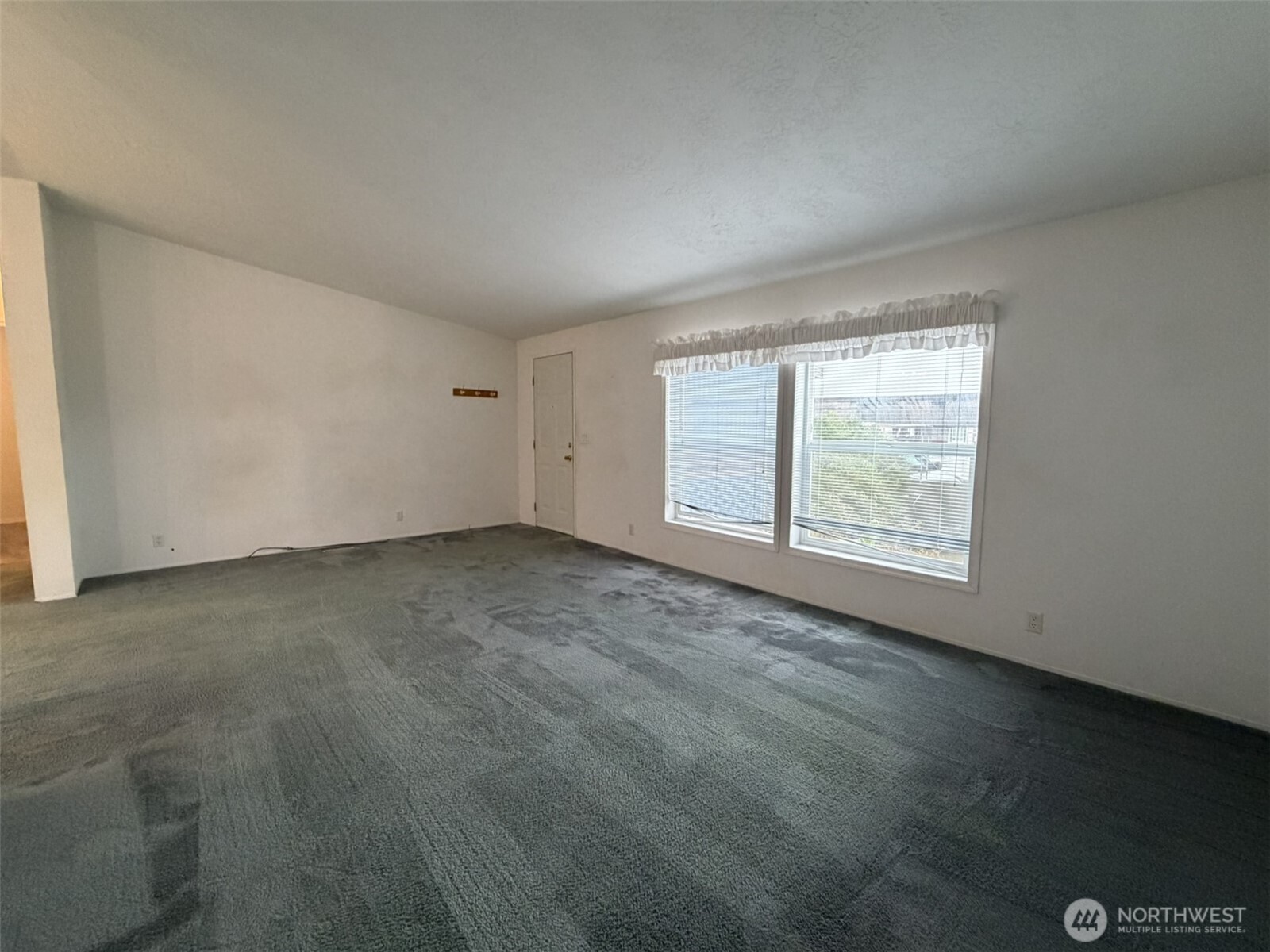 100 Leisure Drive Property Photo 13