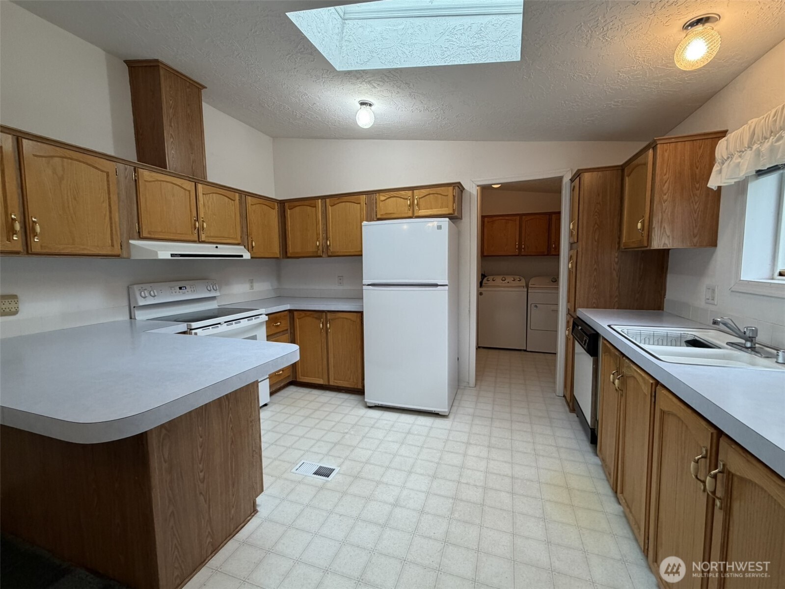 100 Leisure Drive Property Photo 19