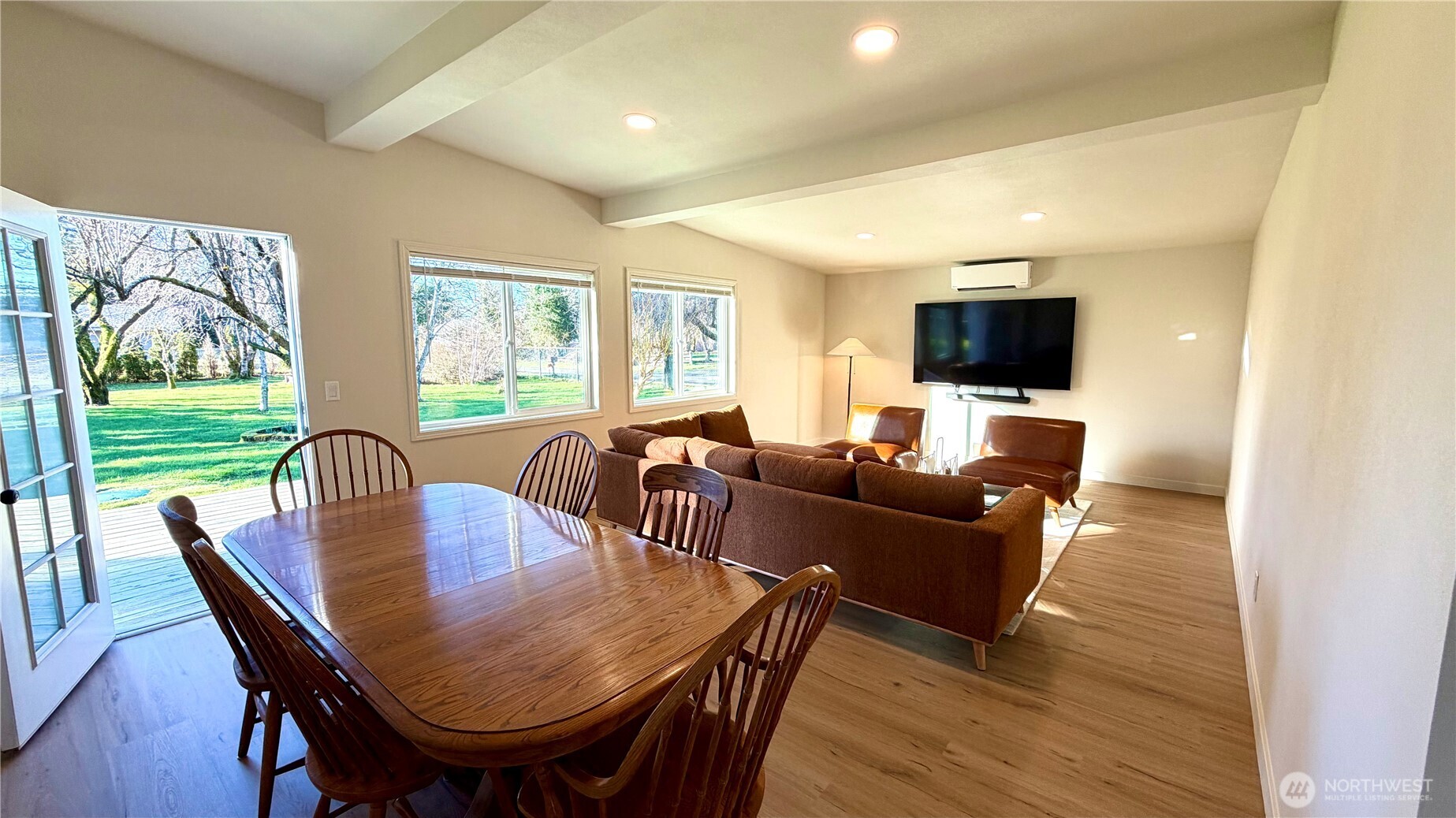630 7th Street Property Photo 5