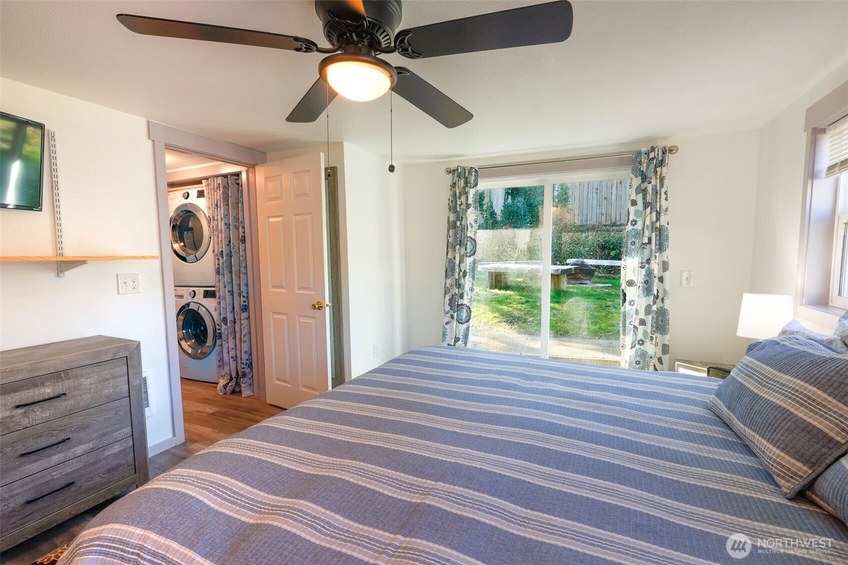 2803 S Woodhill Court Property Photo 24