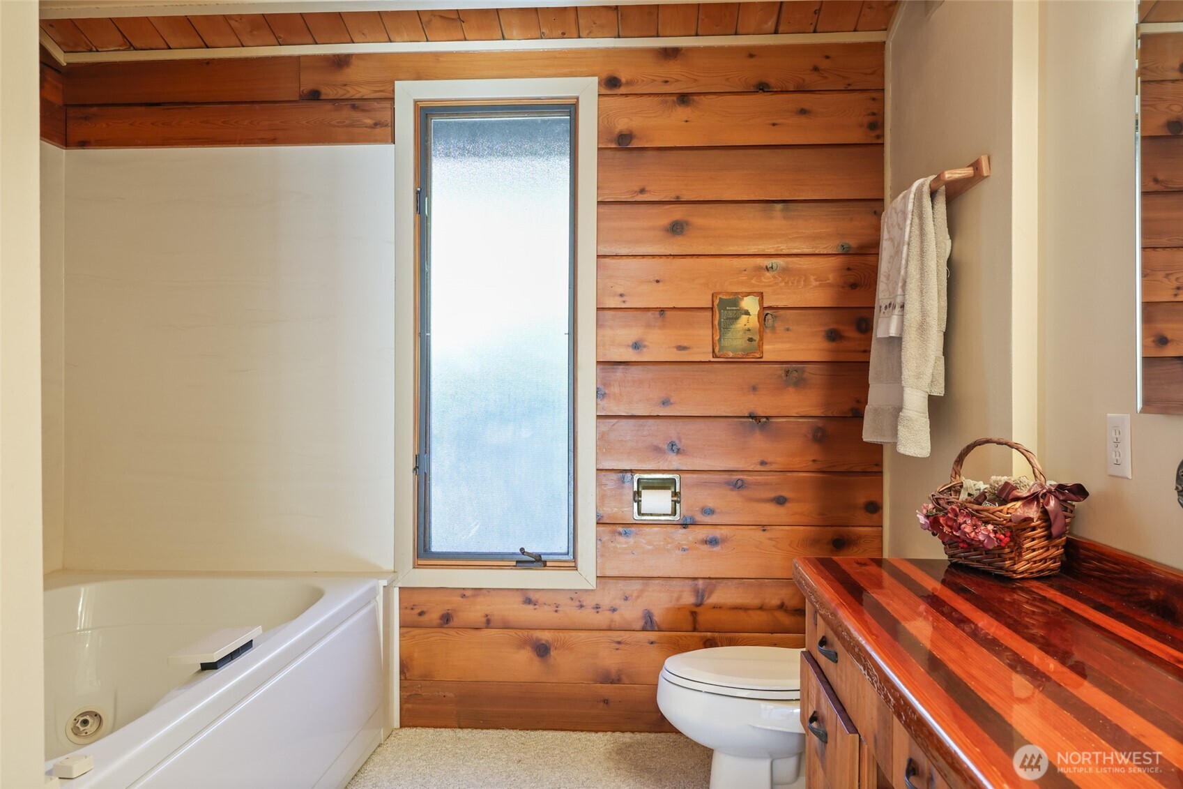 2484 Spencer Road Property Photo 20