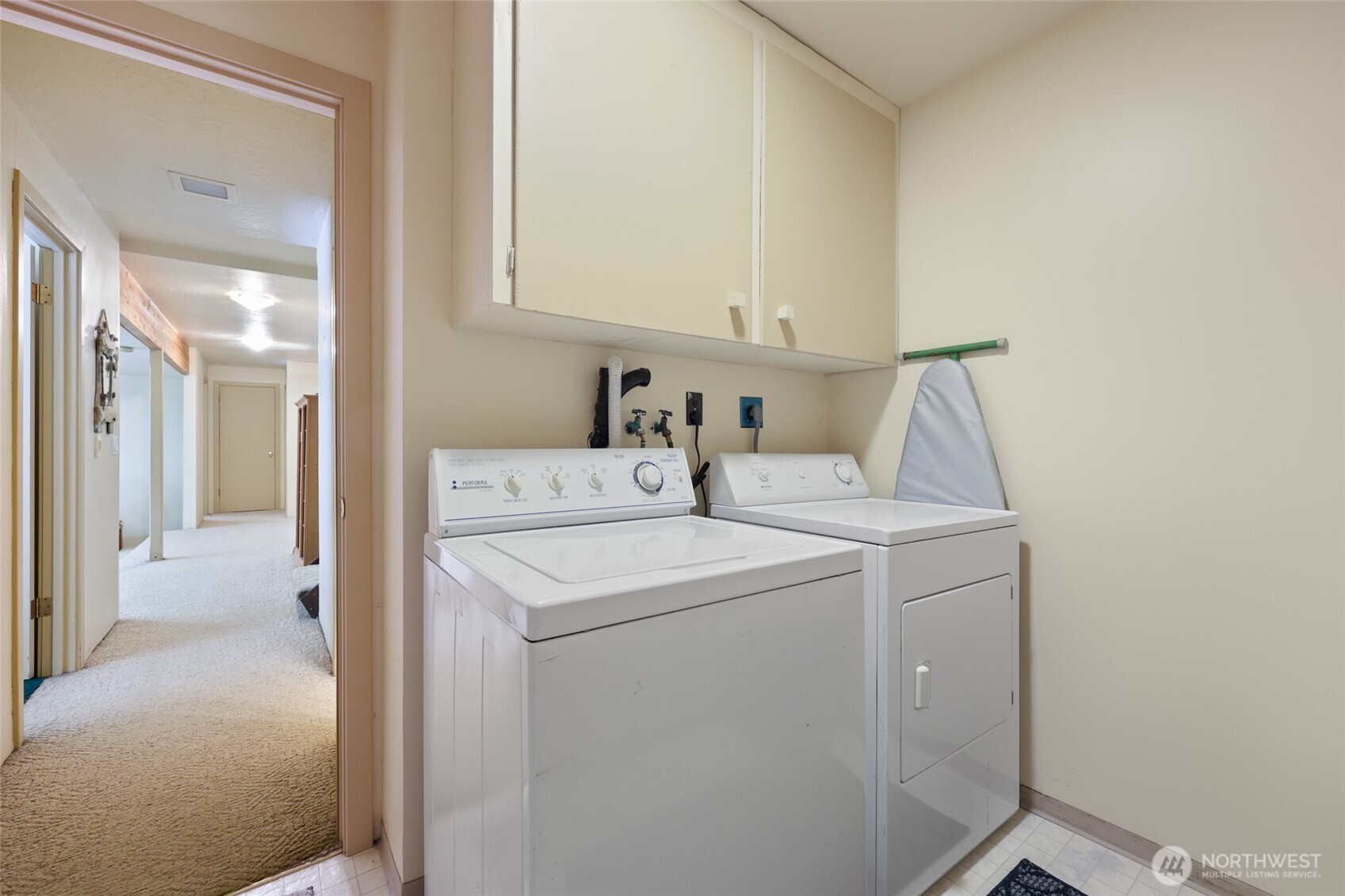 2484 Spencer Road Property Photo 28