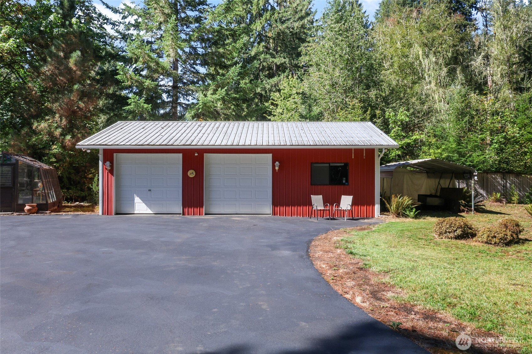 2484 Spencer Road Property Photo 33