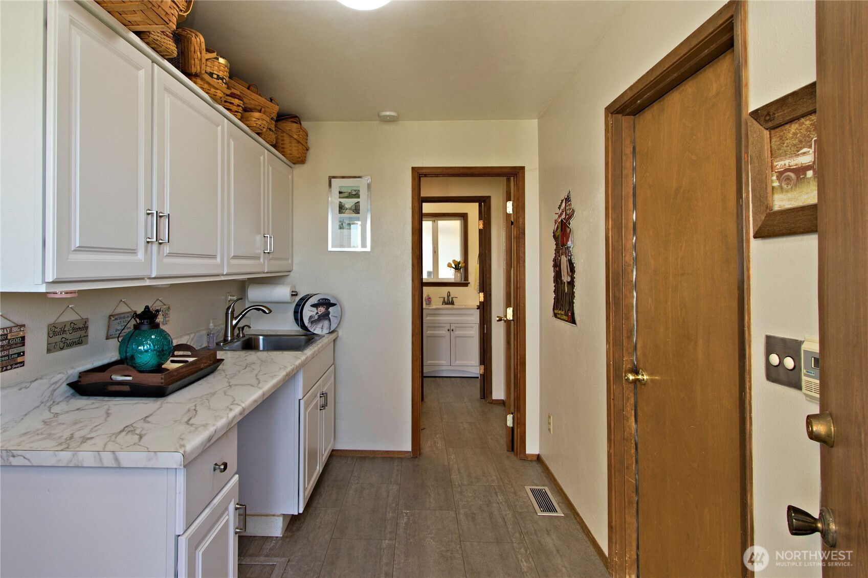 39811 272nd Avenue Property Photo 28